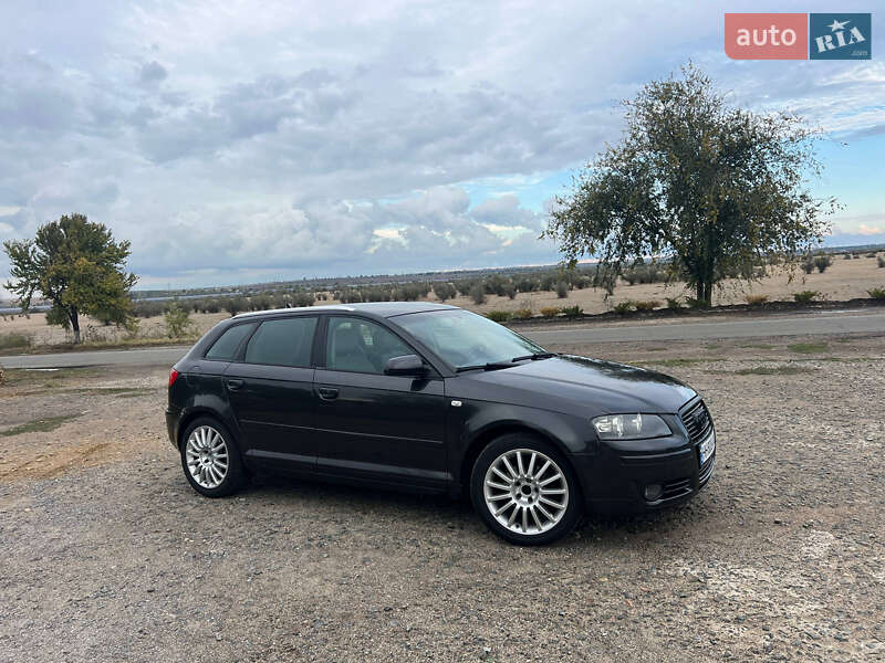 Хэтчбек Audi A3 2005 в Арцизе