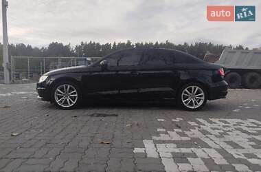 Седан Audi A3 2014 в 