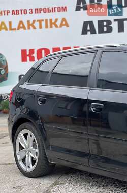 Хэтчбек Audi A3 2009 в 