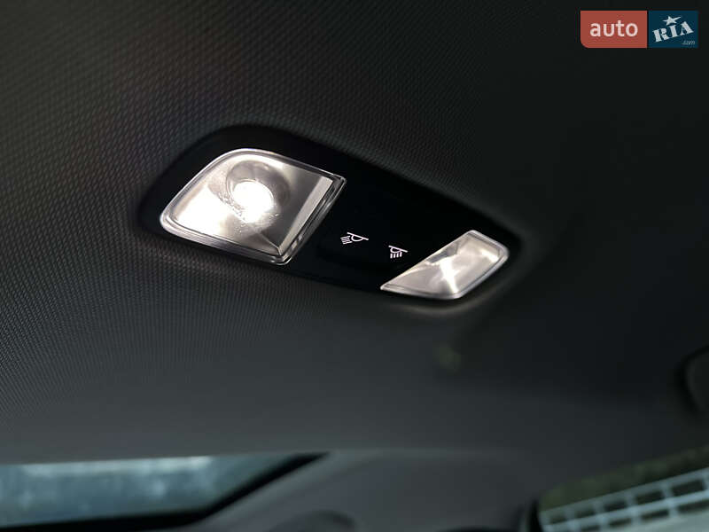 Хэтчбек Audi A3 2016 в Киеве