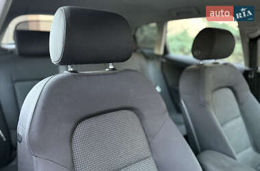 Хэтчбек Audi A3 2004 в 