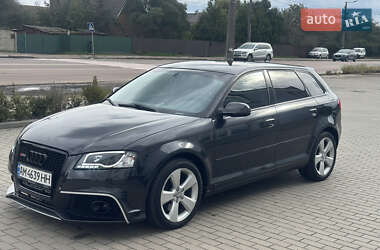 Хэтчбек Audi A3 2010 в 