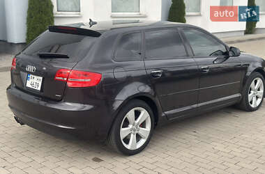 Хэтчбек Audi A3 2010 в 