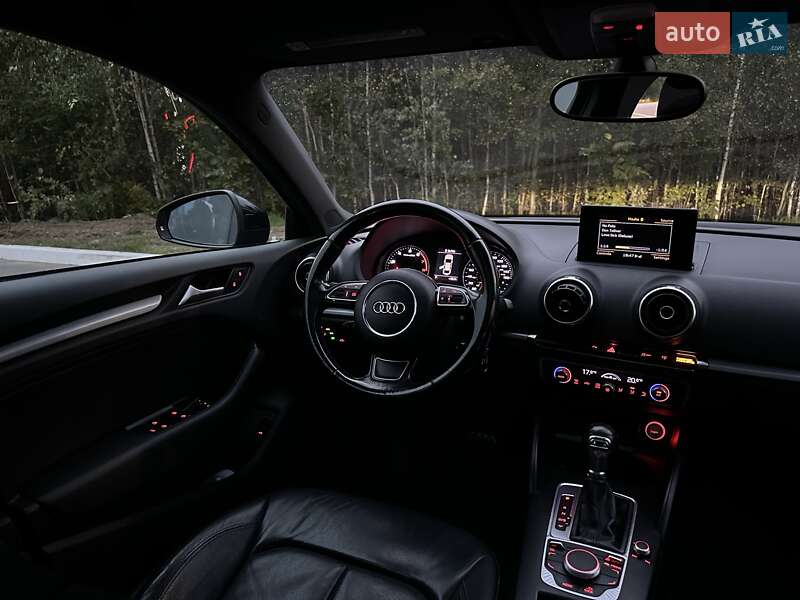 Седан Audi A3 2015 в Киеве