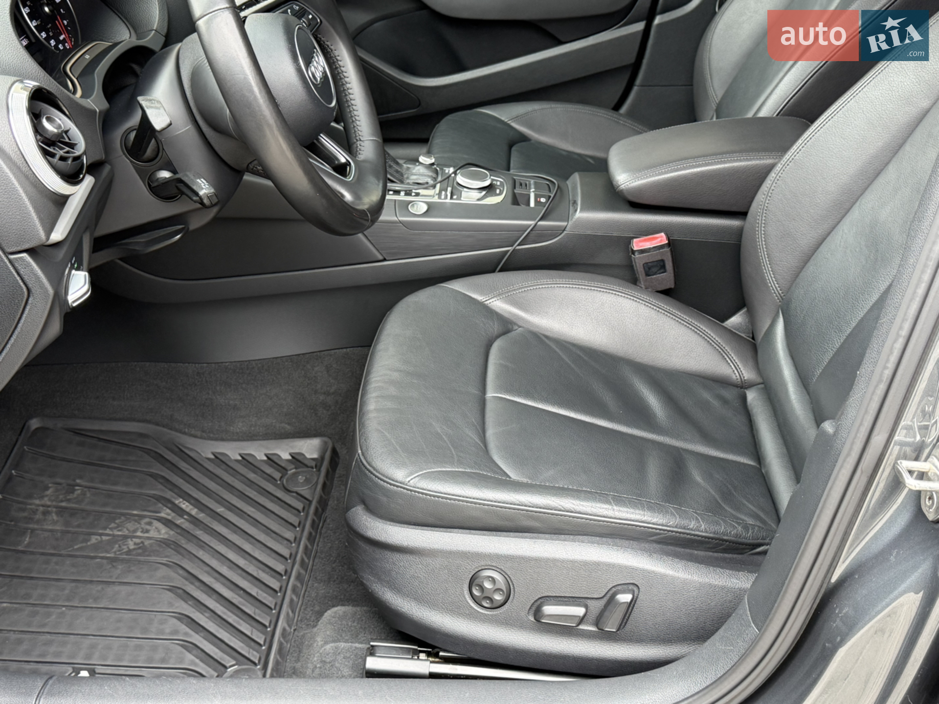 2016 Audi A3 - мініатюра 30