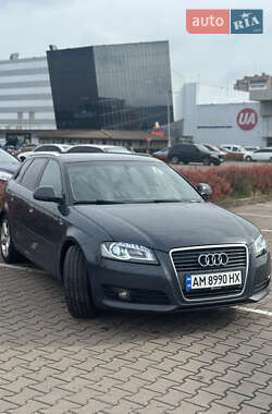 Хетчбек Audi A3 2009 в 