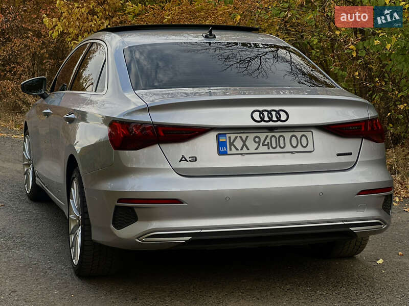 Седан Audi A3 2023 в Харькове