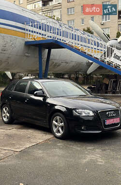Хэтчбек Audi A3 2008 в 