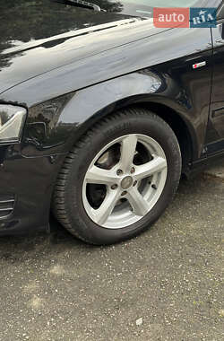 Хэтчбек Audi A3 2008 в 
