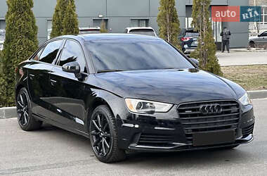 Седан Audi A3 2015 в Киеве