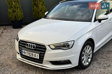 Седан Audi A3 2015 в 