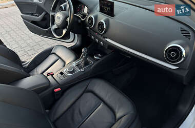Седан Audi A3 2015 в 