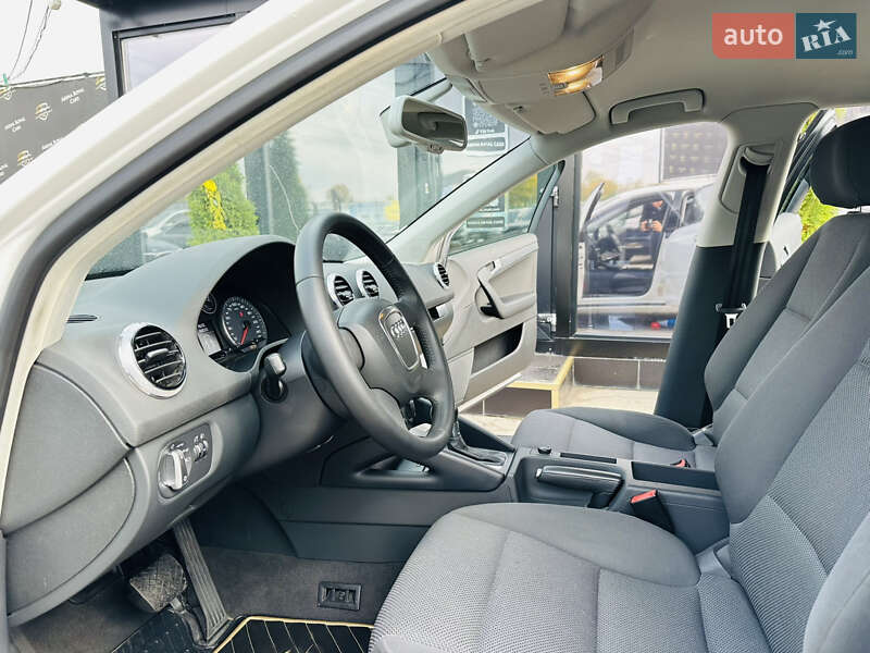Хэтчбек Audi A3 2013 в Харькове