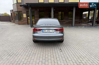 Седан Audi A3 2015 в 