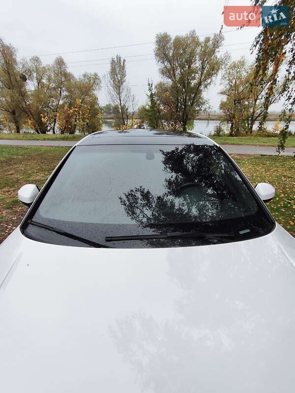 Седан Audi A3 2018 в Киеве