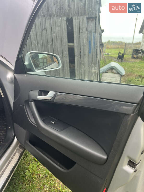 Хетчбек Audi A3 2006 в Дубровиці