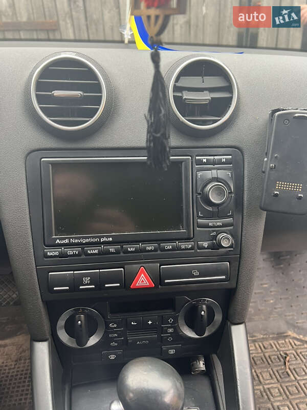 Хетчбек Audi A3 2006 в Дубровиці