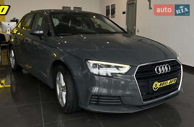 Хэтчбек Audi A3 2019 в Шептицькому