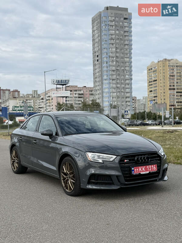 Седан Audi A3 2016 в Полтаве