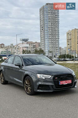 Седан Audi A3 2016 в 