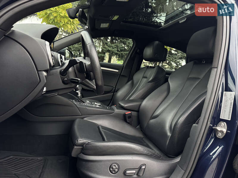 Седан Audi A3 2016 в Вінниці