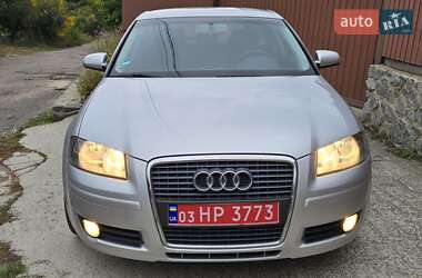 Хетчбек Audi A3 2005 в  фото 6 Хетчбек Audi A3 2005 в
