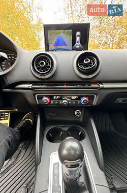 Седан Audi A3 2017 в 