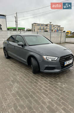 Седан Audi A3 2018 в  фото 2 Седан Audi A3 2018 в