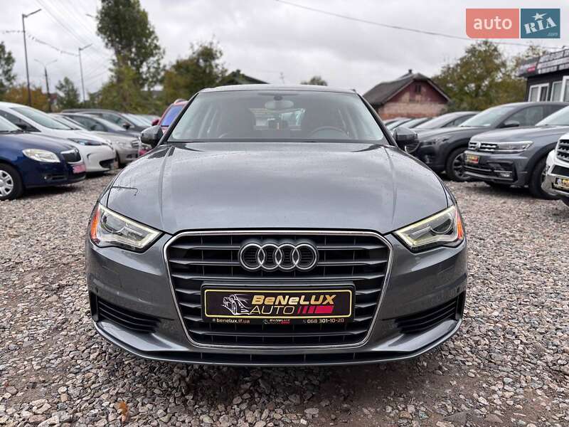 Седан Audi A3 2015 в Коломиї