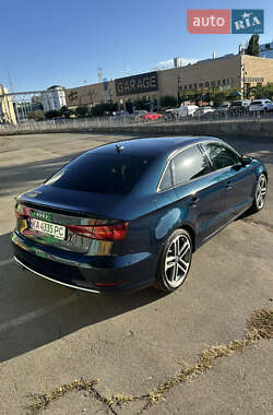 Седан Audi A3 2017 в 