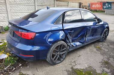 Седан Audi A3 2015 в 