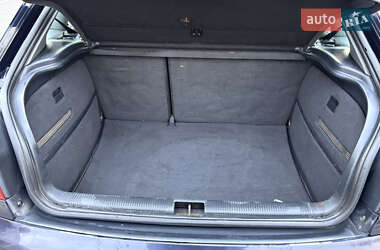 Хетчбек Audi A3 2000 в 