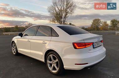 Седан Audi A3 2015 в 