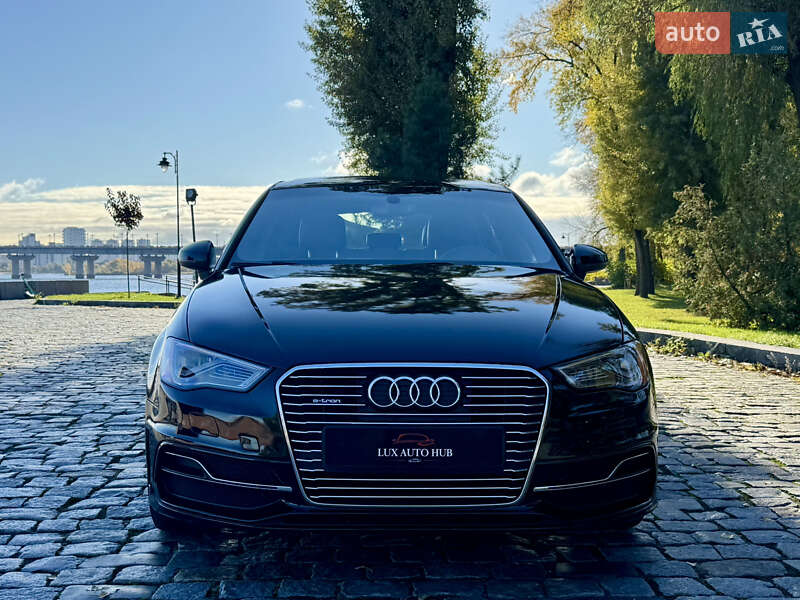 Хетчбек Audi A3 2016 в Києві