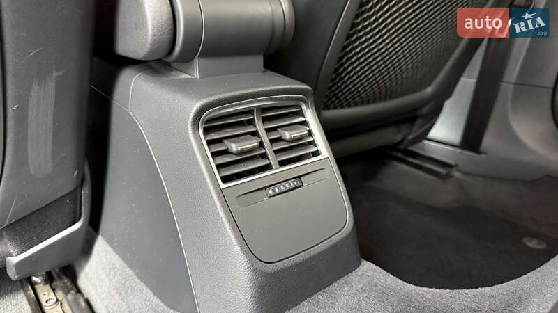 Седан Audi A3 2016 в Киеве