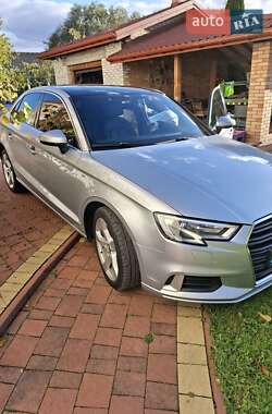 Седан Audi A3 2018 в 