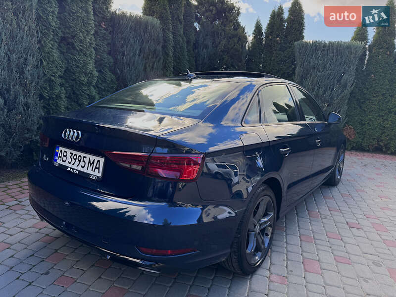 Седан Audi A3 2017 в Виннице