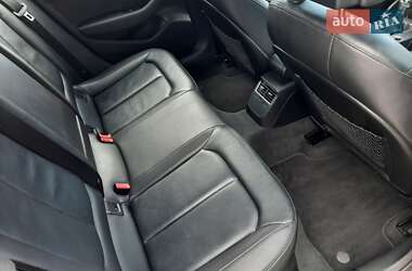 Хетчбек Audi A3 2015 в 