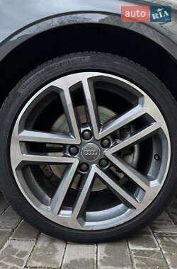 Седан Audi A3 2020 в 
