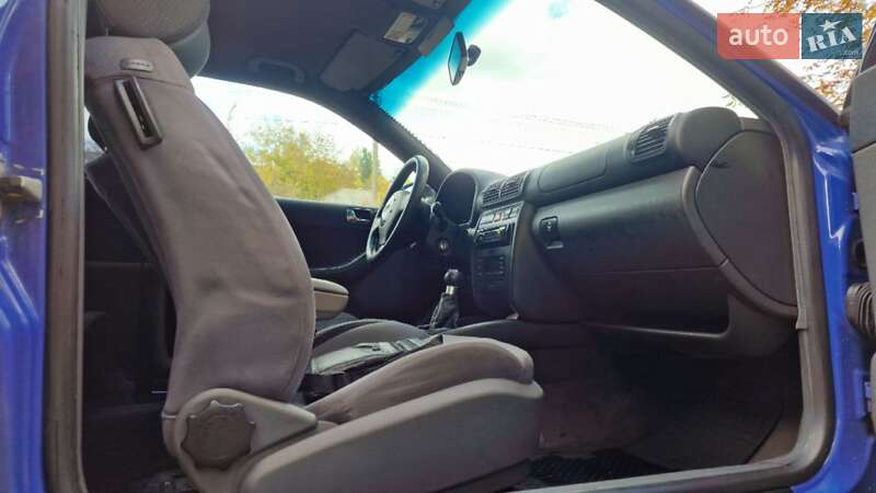 Хетчбек Audi A3 1998 в Хирові