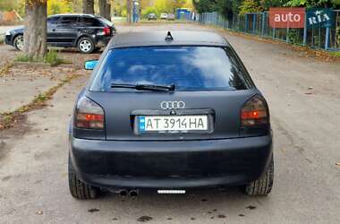 Хэтчбек Audi A3 1998 в 