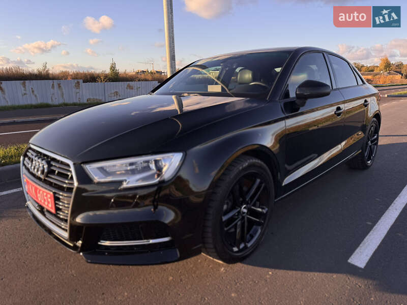 Седан Audi A3 2017 в Вінниці