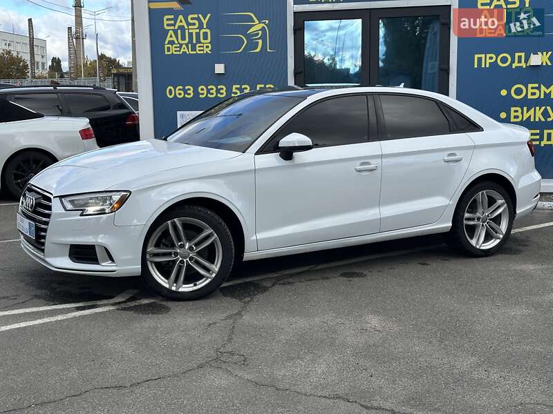 Седан Audi A3 2017 в Киеве фото 9 Седан Audi A3 2017 в Киеве