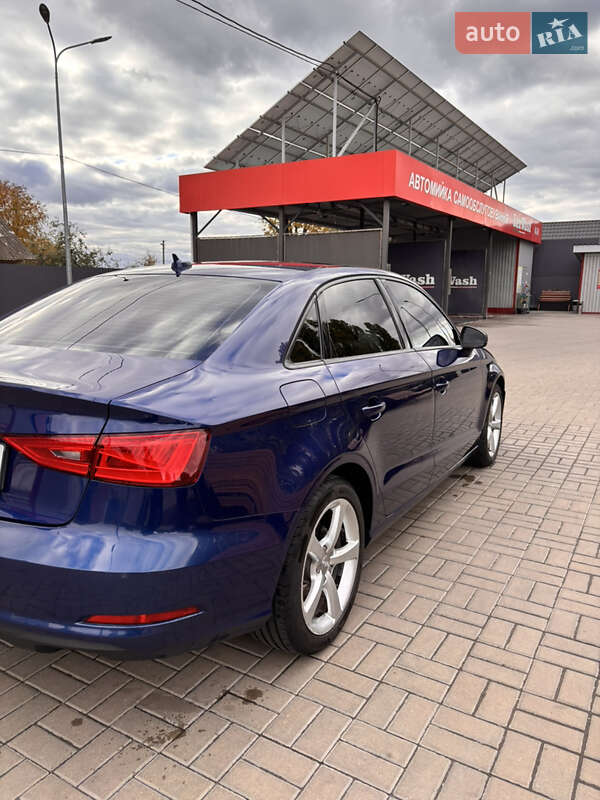 Седан Audi A3 2014 в Києві