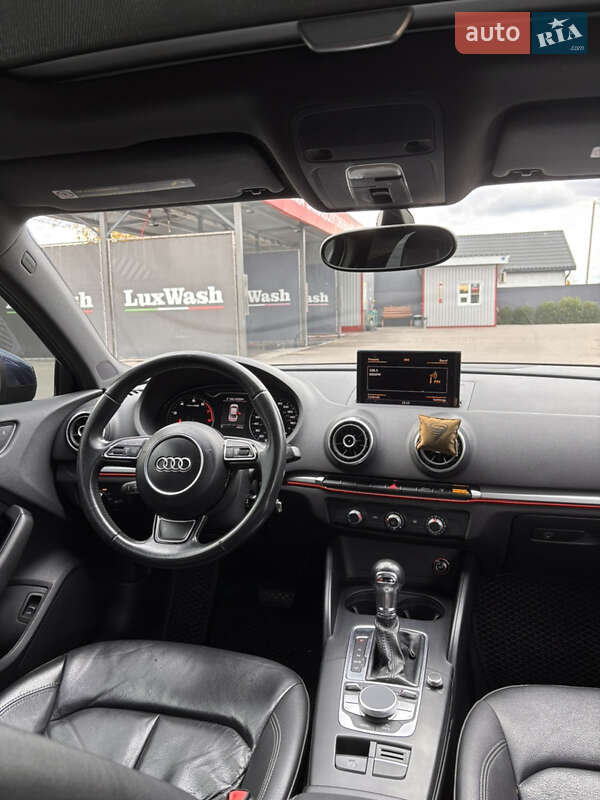 Седан Audi A3 2014 в Києві