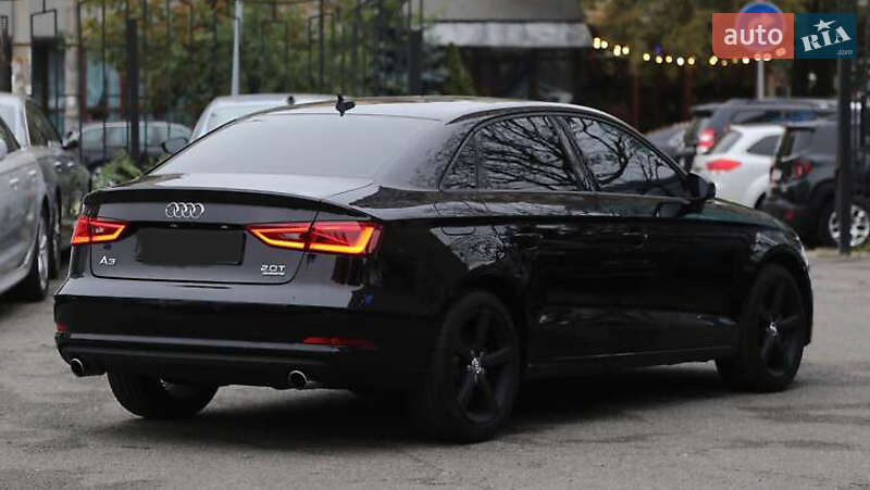 Седан Audi A3 2015 в Киеве