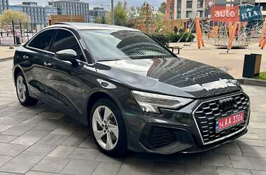 Седан Audi A3 2024 в 