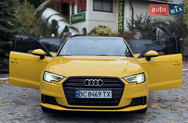 Хэтчбек Audi A3 2016 в 