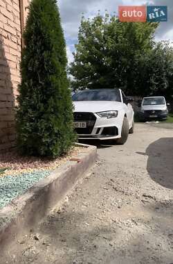 Седан Audi A3 2017 в Хмельницькому