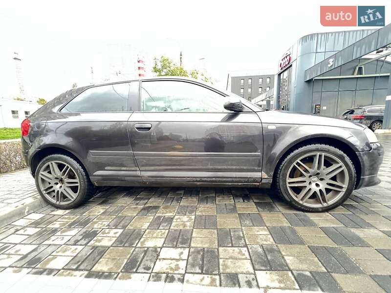 Хетчбек Audi A3 2003 в Хмельницькому